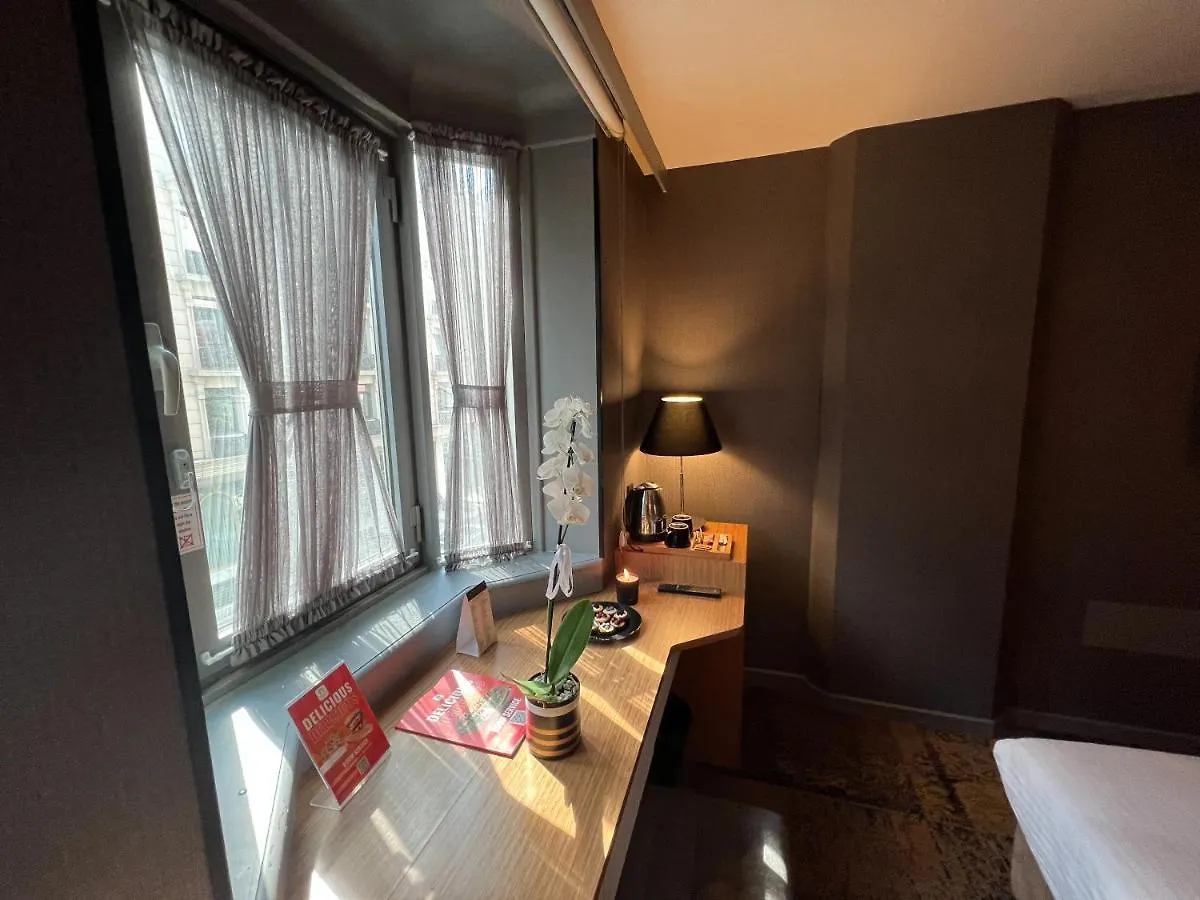 All Seasons Hotel İstanbul 4*,